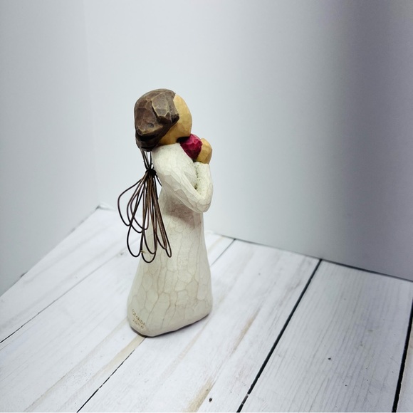 Willow Tree Vintage Angel of the Heart Figurine Artist Susan Lordi 2000 - Picture 4 of 5